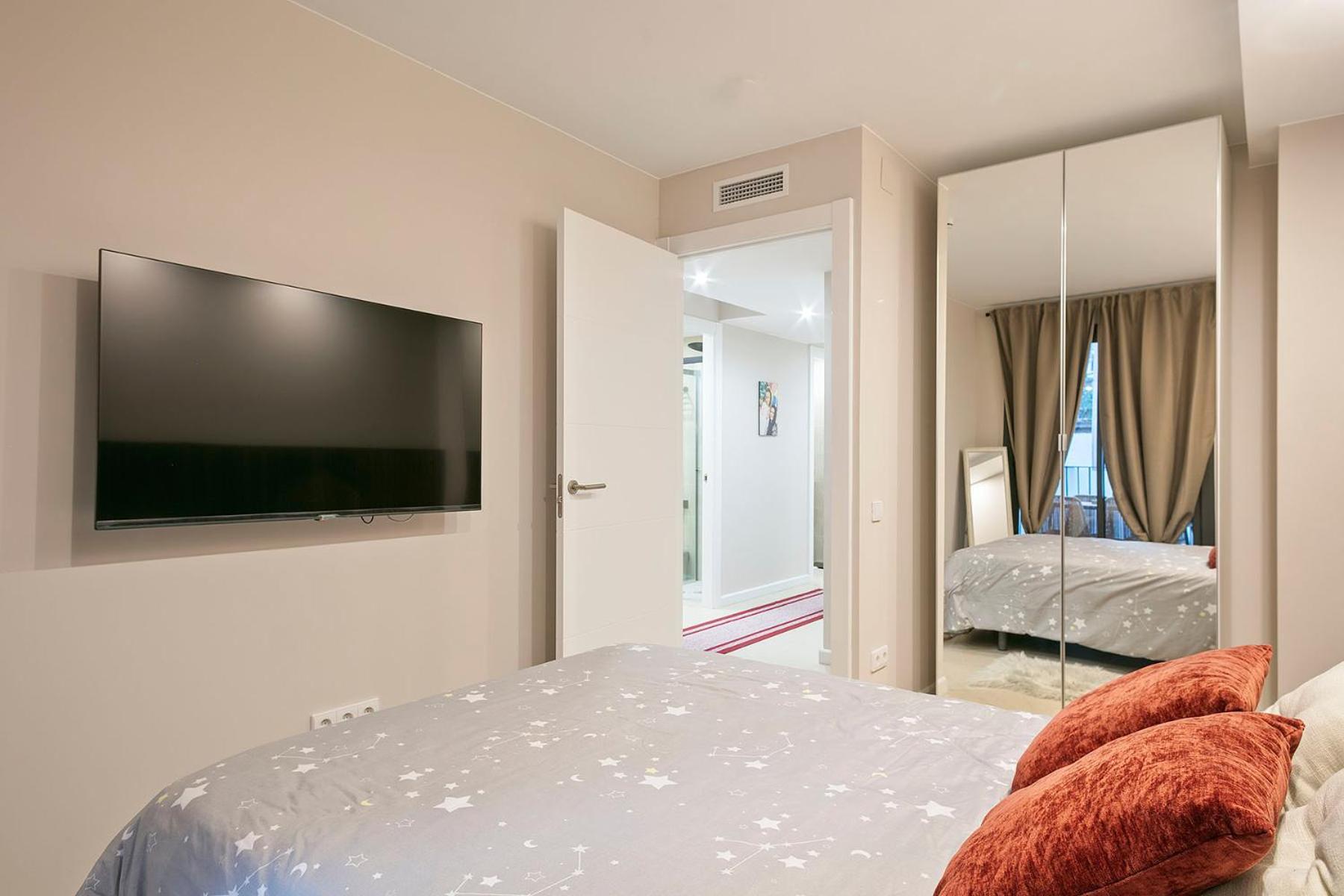 Your Home- Apartment Camp Nou 1 L'Hospitalet de Llobregat Exterior photo